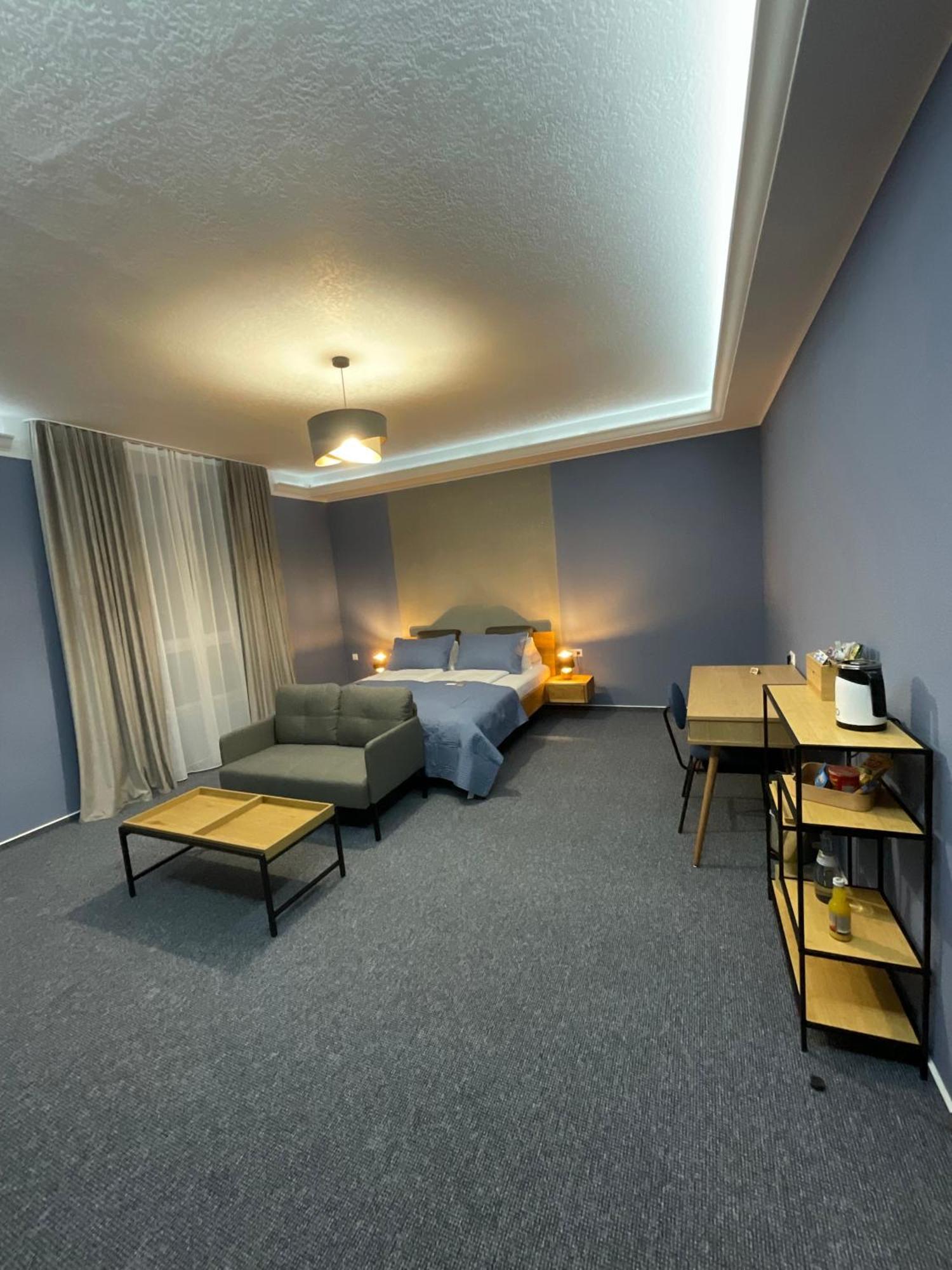 Hotel Residenz Luxury Apartments Метцинген Екстер'єр фото